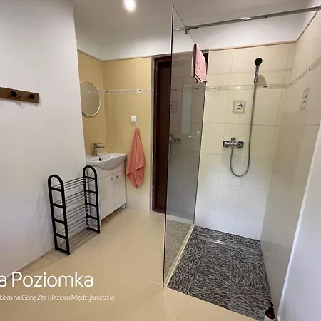 Poziomka Z Tarasem I Widokiem Na Gore Zar I Jezioro Miedzybrodzkie * Miedzybrodzie Bialskie
