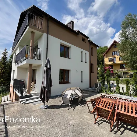 Villa Poziomka Z Tarasem I Widokiem Na Gore Zar I Jezioro Miedzybrodzkie